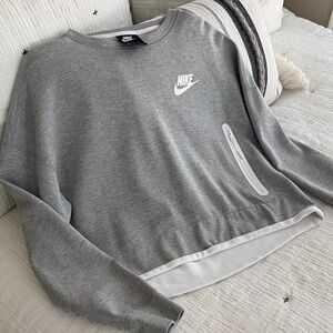 Nike Heather Gray Crewneck Sweatshirt M